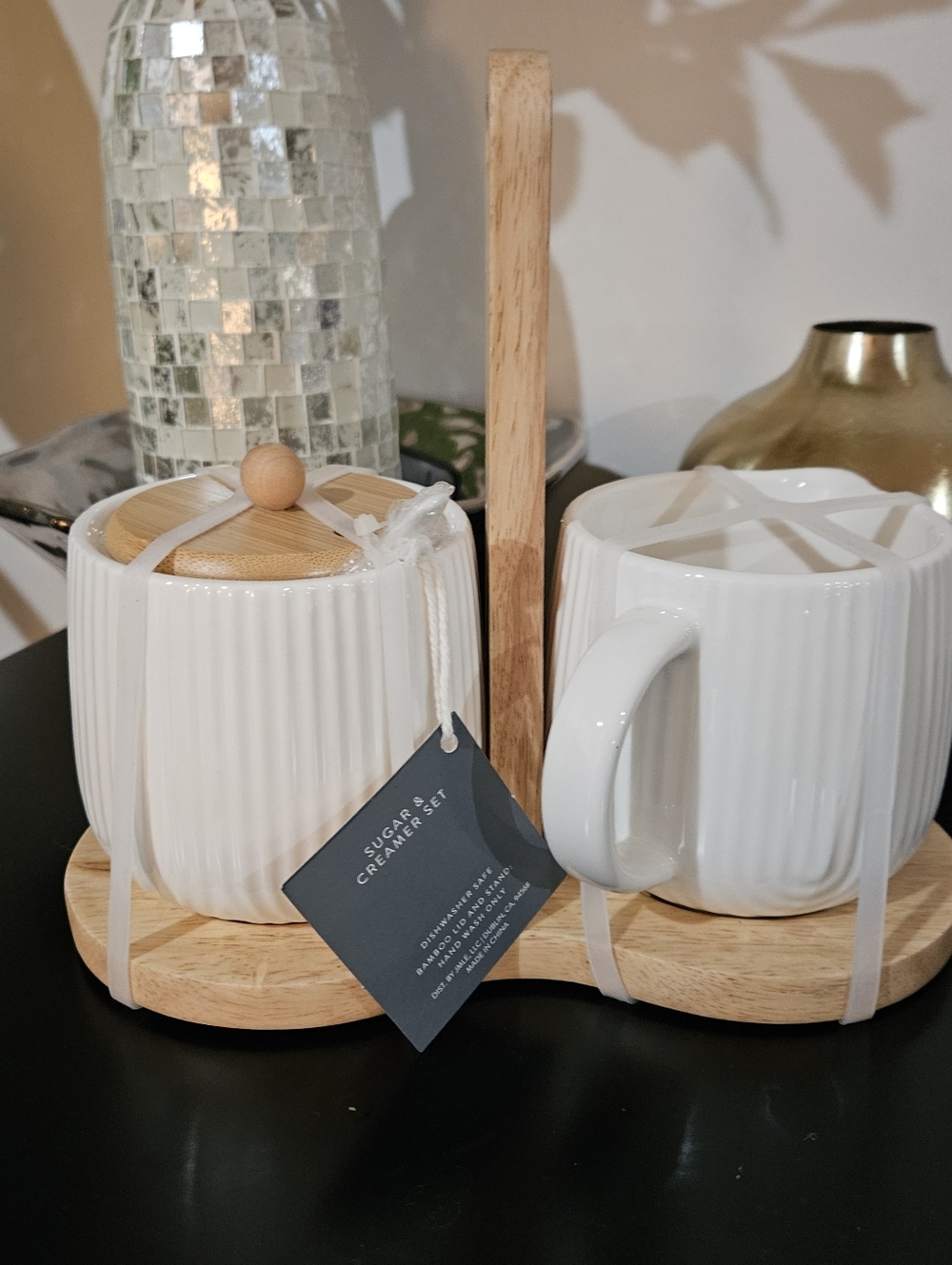 Chic White Ceramic Sugar and Creamer Set with Bamboo Stand - Picture 5 of 7